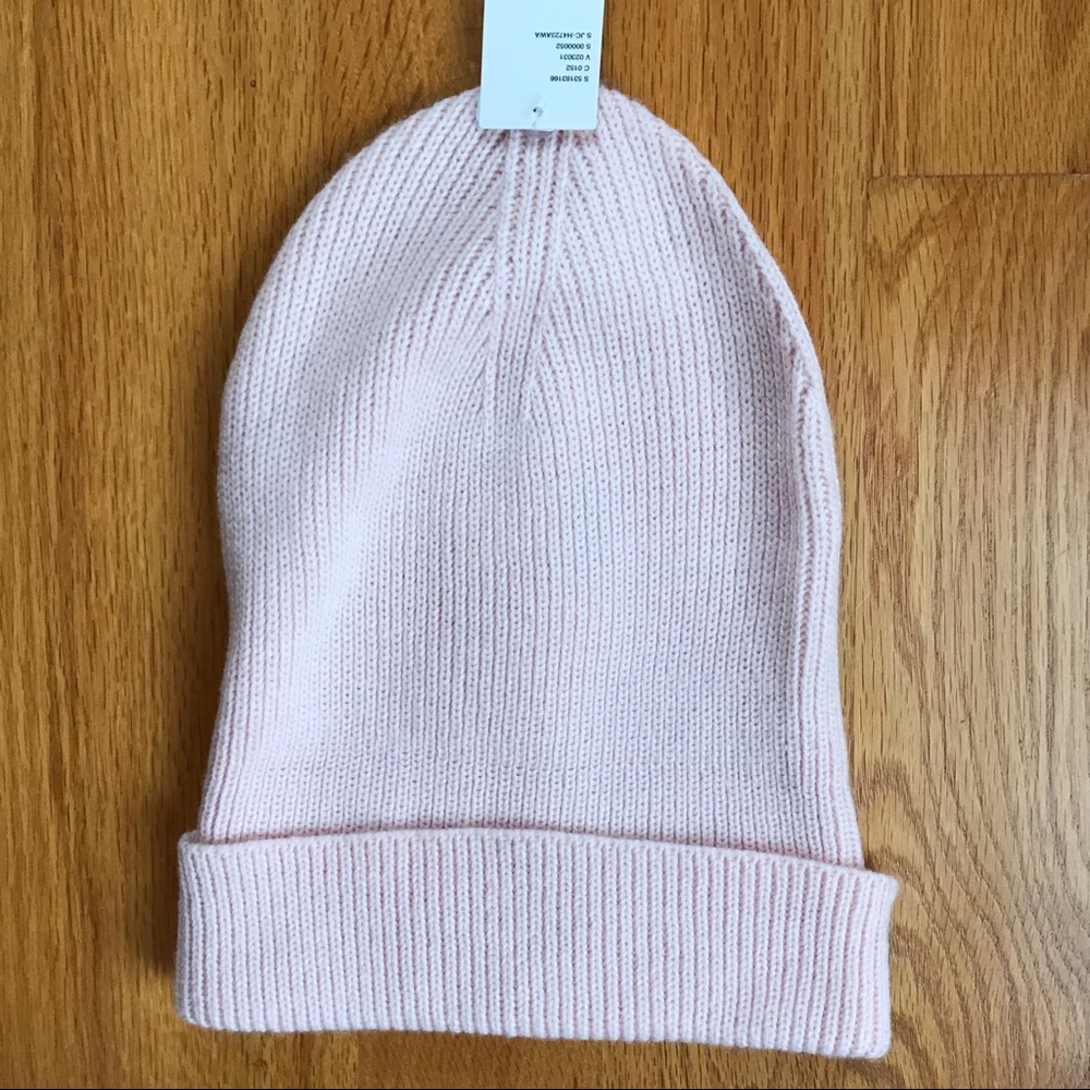 urban outfitters tall fisherman beanie